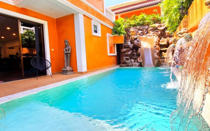 WOWLAND Luxury Pool Villa Pattaya Walking Street