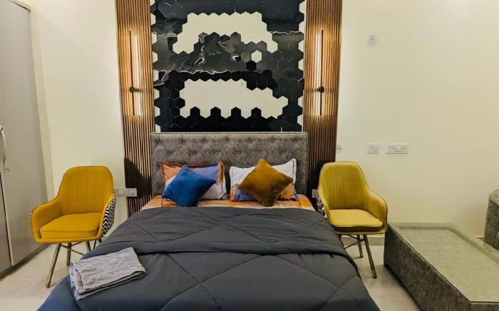 Praavi homes (Stylish 1 bedroom Apartment)