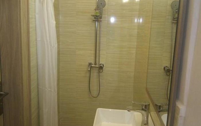 Moz 1 Executive Guest House