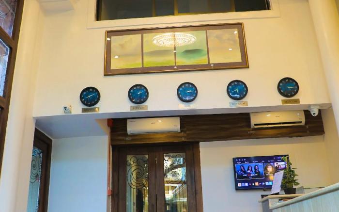 Q23 Resort & Suites