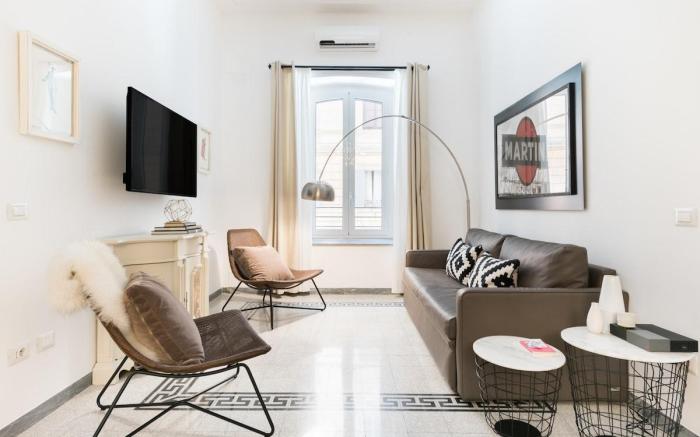 Sleep Like an Italian Poet in Charming, Retreat 