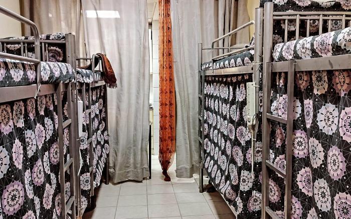 Rovers Boys Hostel Dubai Near Gold Souq Metro