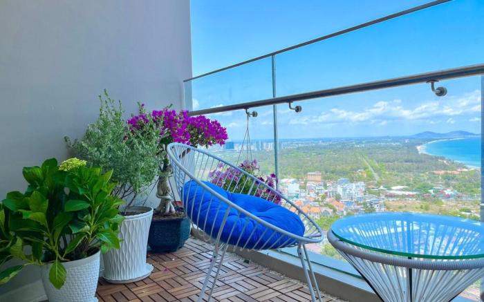 Premium apartment view beach have working room