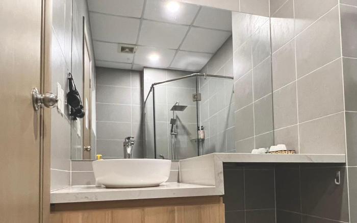 One bedroom apartment near TSN airport