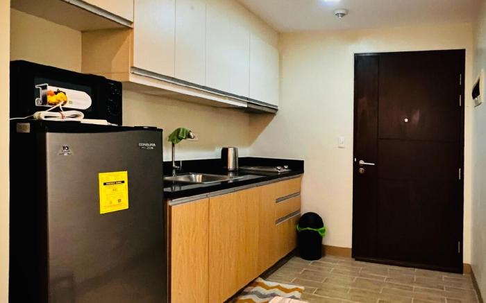 * *3 Iloilo's Dream Studio