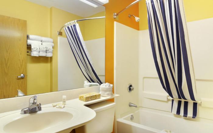 Hometown Inn & Suites Jacksonville