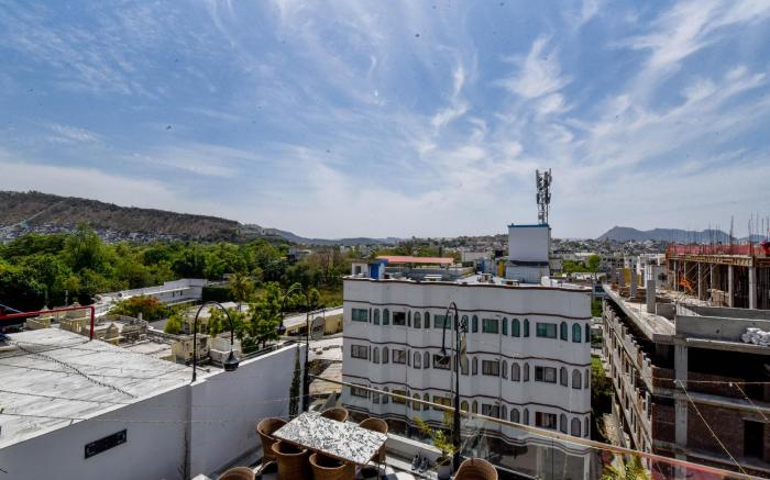 Naivara Boutique Hotel