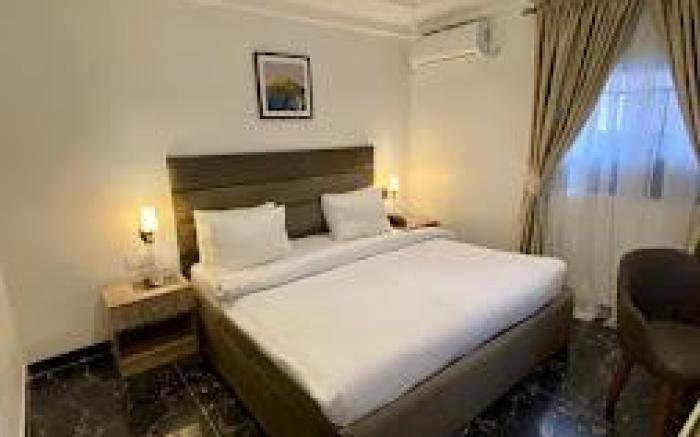 Swiss Pearl Continental Hotel