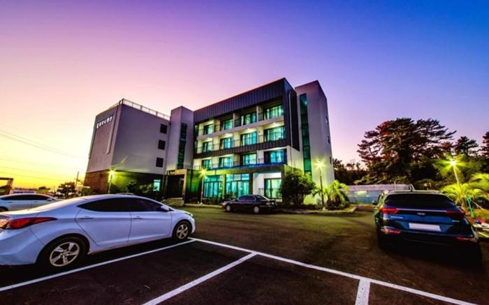 Jeju Regina Pension