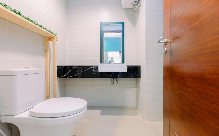 Comfortable Studio at West Vista Apt By Travelio