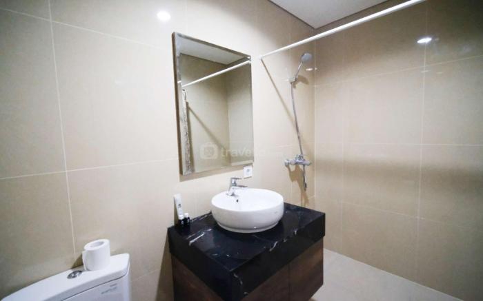 Nice 1BR at Grand Sungkono Lagoon Apt By Travelio