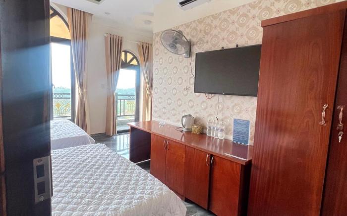 Hồng Ngọc 1 Hotel Ta Dung