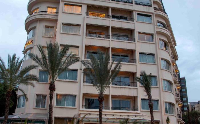 Warwick Palm Beach Hotel