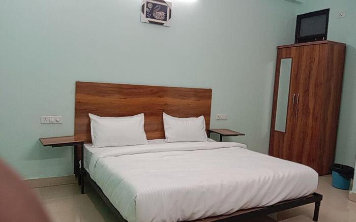 Hotel Soho Sector 51 Noida