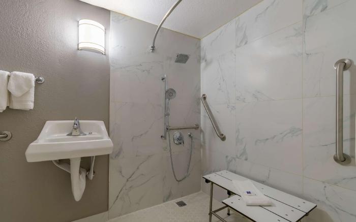 Studio 6  Hayward, CA – Silicon Valley Gateway