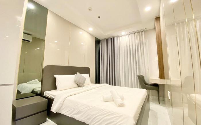 Saigon Central 2BR Retreat With Private Balcony