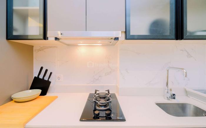 ModernLook and Comfy Studio Gold Coast By Travelio