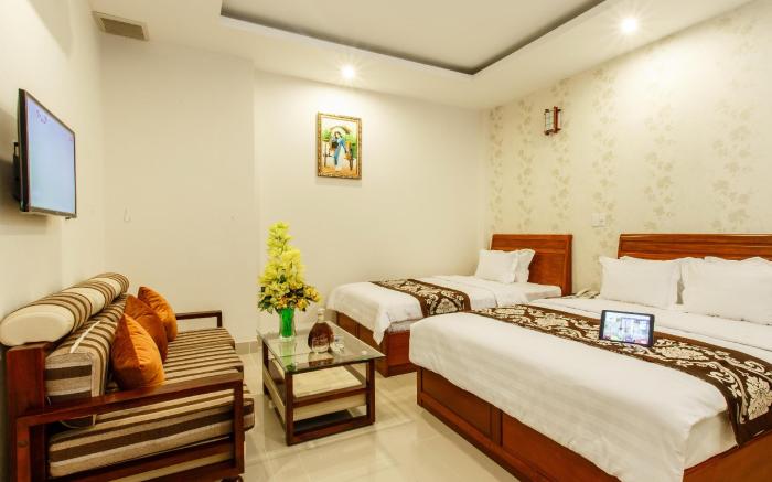 Long Bao Chau Hotel