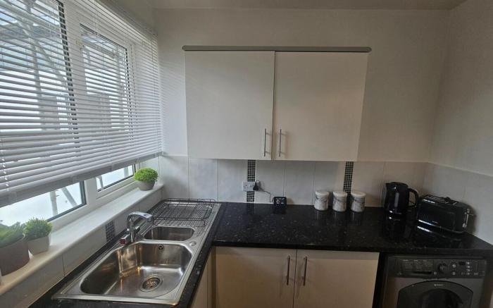 Stylish St Albans City Appt - sleeps upto 6 people