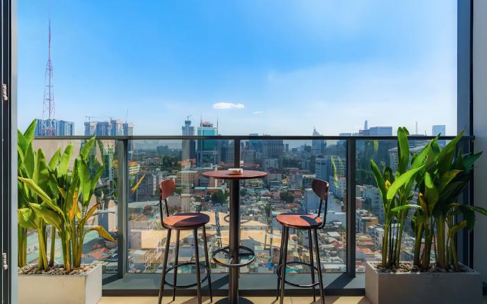 Six star Apartment Living In District 1