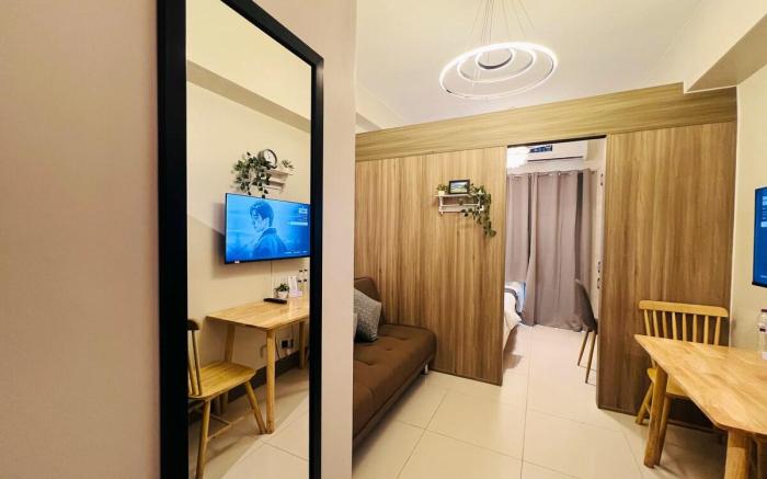 Condotel 1BR Unit w/ Balcony FAME Residences #FM27