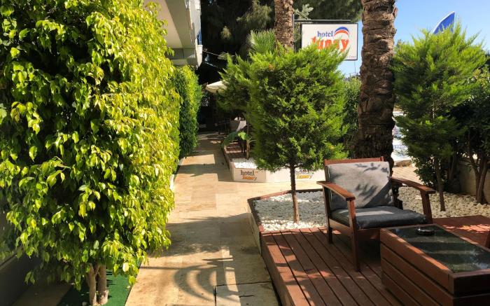 Hotel Lunay