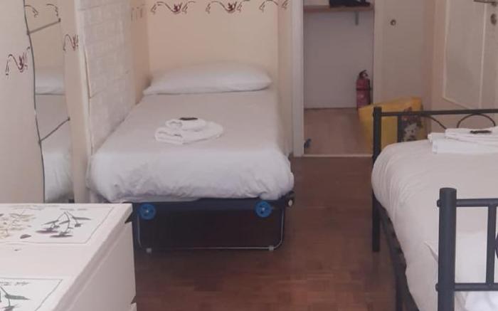 Barcolana Lodge Hostel