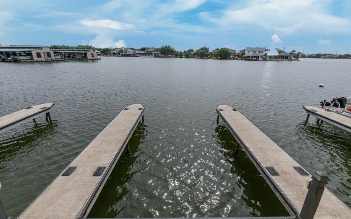 Cape Terrace Waterfront Oasis