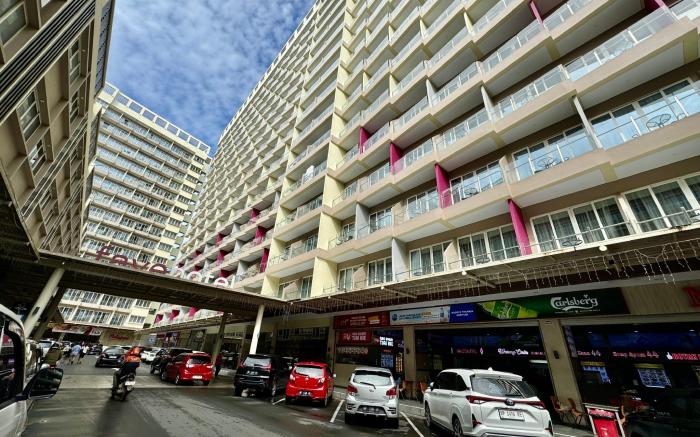 HAI Home 0720 Studio at Nagoya Thamrin Fave