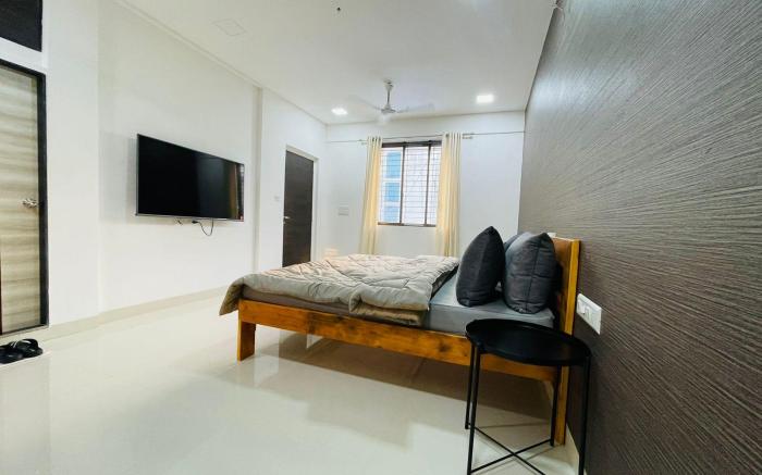 Stay Luxe by WishTree Mumbai Airport