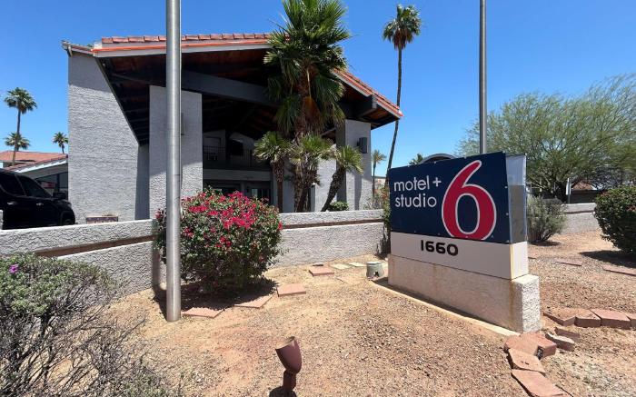 Studio 6  Tempe, AZ – Elliot Road