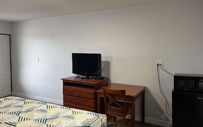 Motel 6 Greenwood, MS