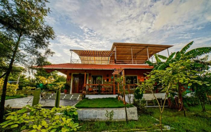 6Tamarind Villa