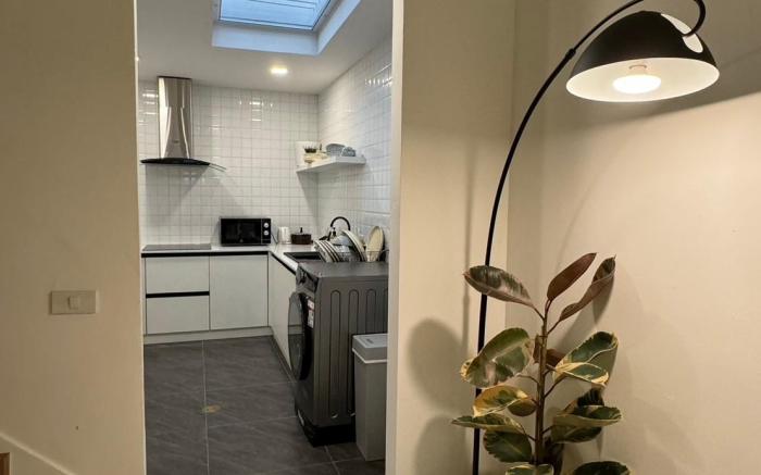 Entire House 4 Beds 4 Baths BTS Ekkamai