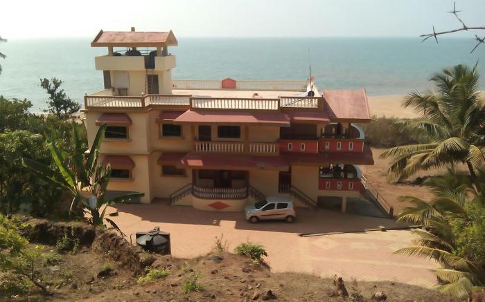 Saguntara Beach Homestay