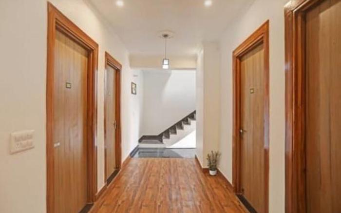 Hotel Vivan Suites by GRB