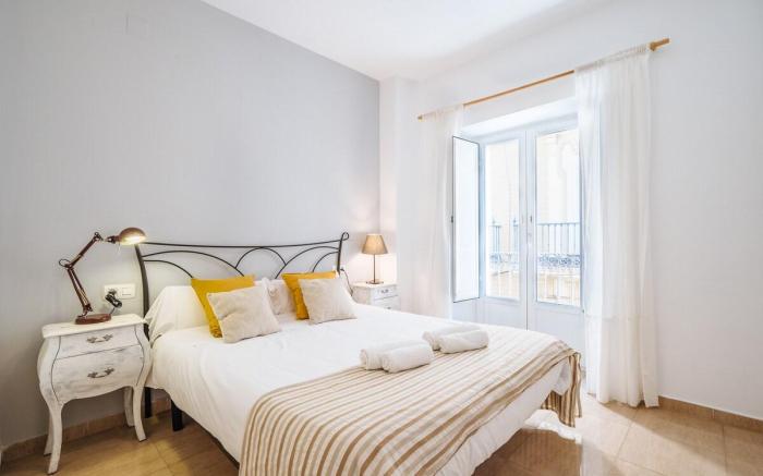 Bright & Independent Townhouse 3BD 7pax Park Opt