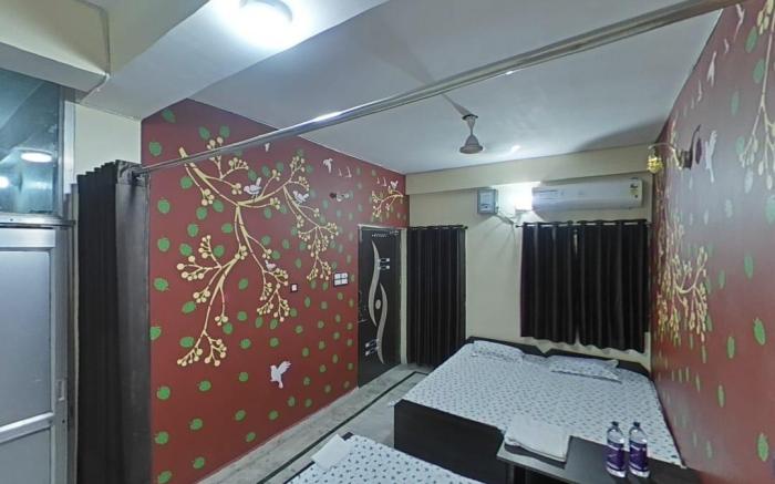 Madhu Vatika Hotel By GRB