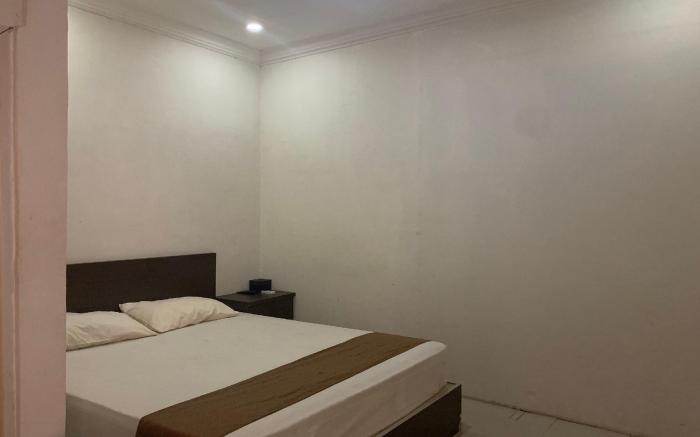 OYO 94020 Lia Kost Syariah Near Perkuburan bontonompo kahar muzakkar