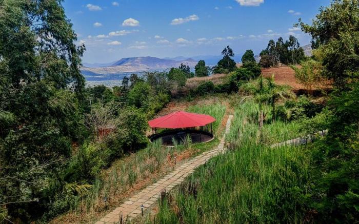 8 bed villa resort - terra on a hill