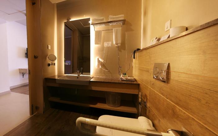 Hotel Raj Riveria