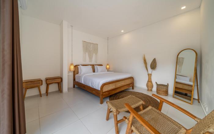 Nooky 2-Seminyak+2 BDR + Brand NEW Villa+Beach