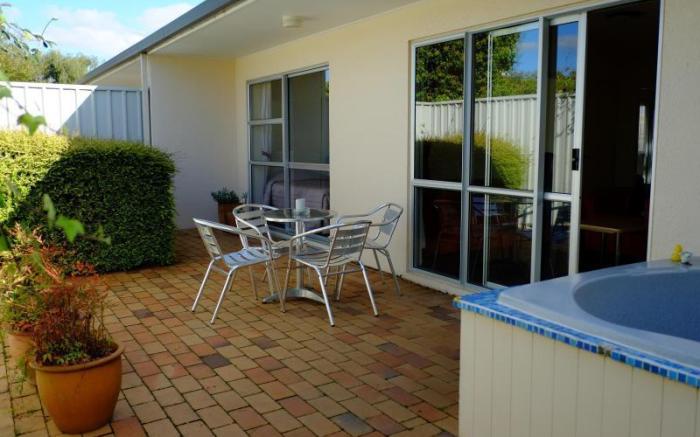 Anns Volcanic Rotorua Motel and Apartments