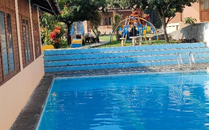 Villa Tunas Alam Mutiara