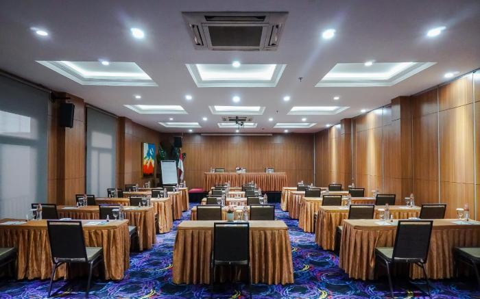 Sotis Hotel Falatehan