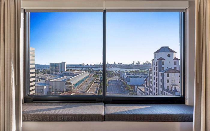 Marriott Long Beach Downtown