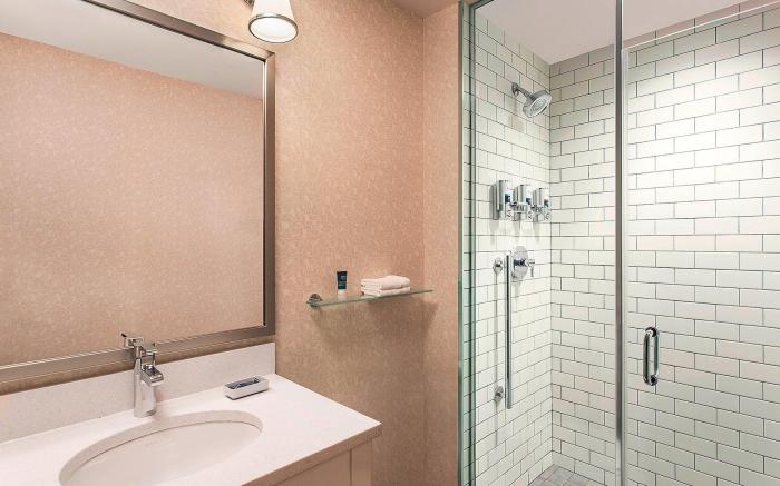 Four Points by Sheraton New York Downtown