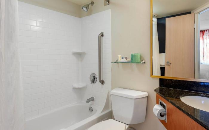 Fairfield by Marriott Inn & Suites Portland Maine Airport