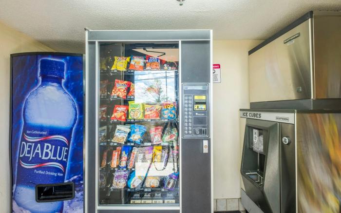 Red Roof Inn Cincinnati - Sharonville