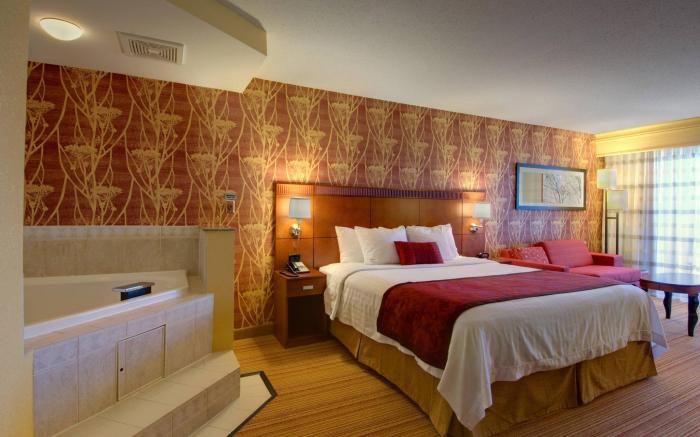 Courtyard by Marriott Madison East